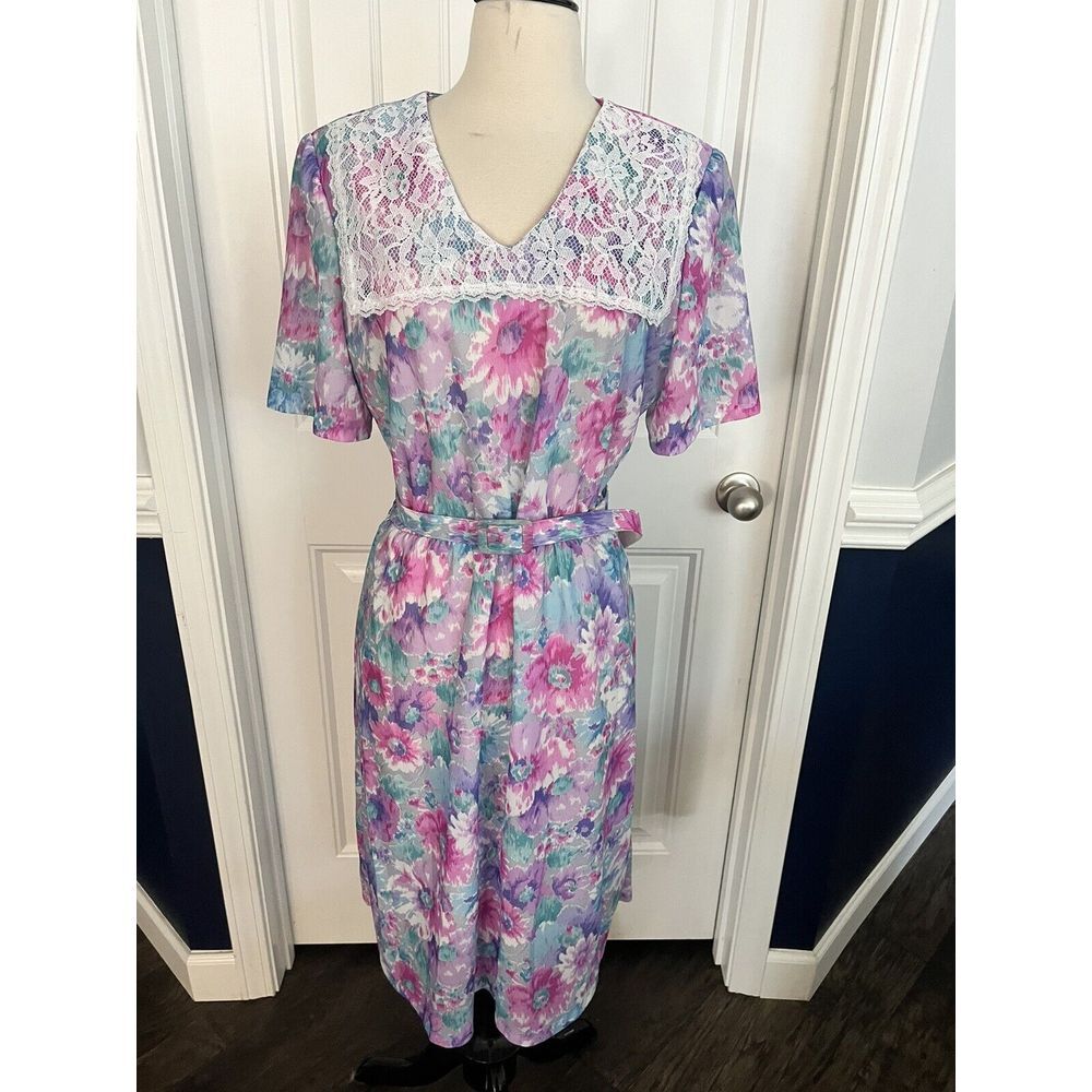 Vintage Secretary‎ Dress 16WP Pink Purple Floral Design Lace Collar Belted 153